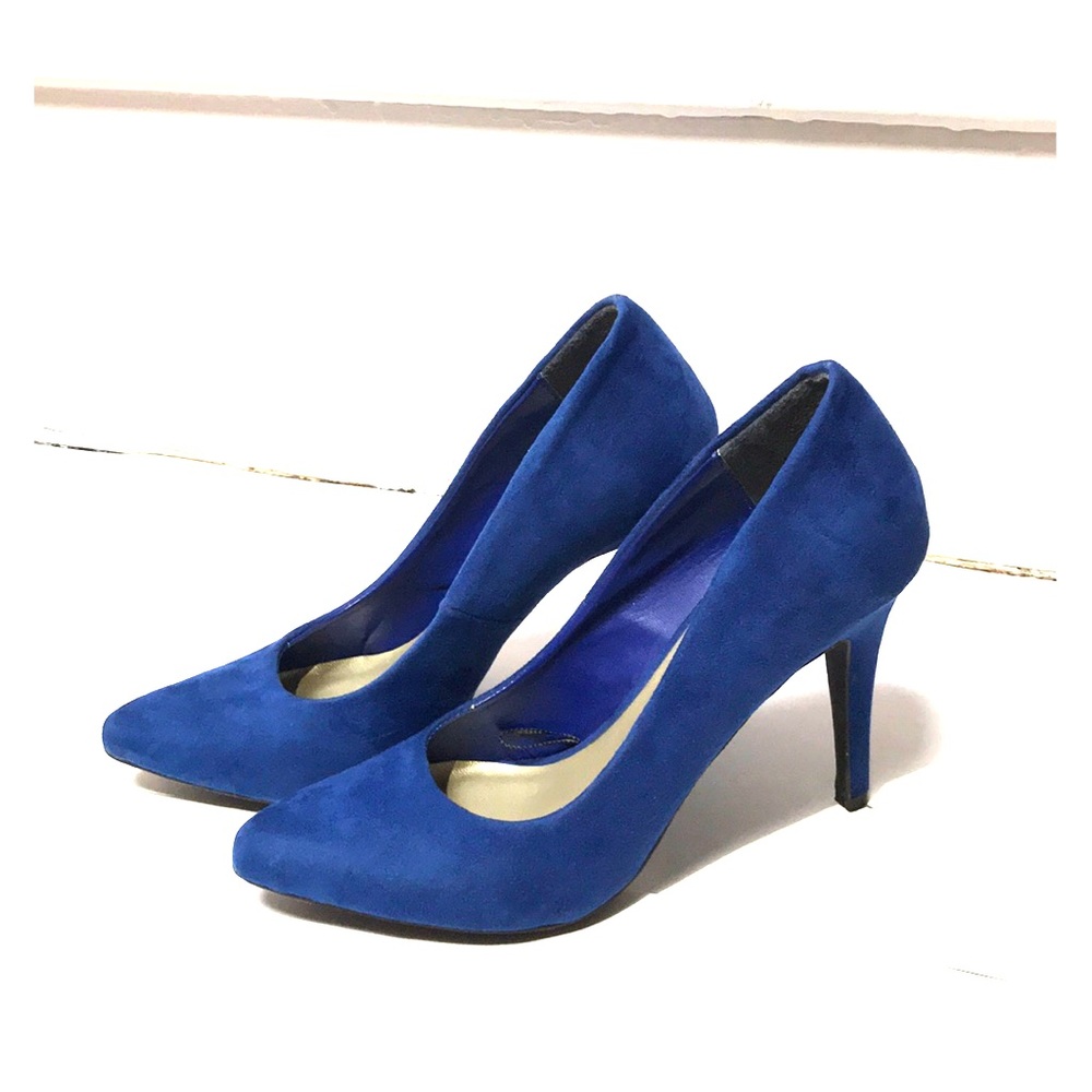 Forever 21 Suede Blue Pumps
